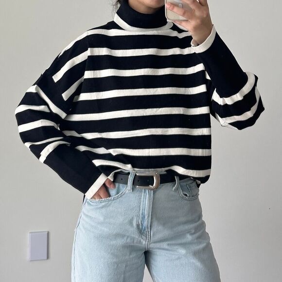 Black and white knit turtleneck elegant sweater minimalist L - Picture 1 of 7